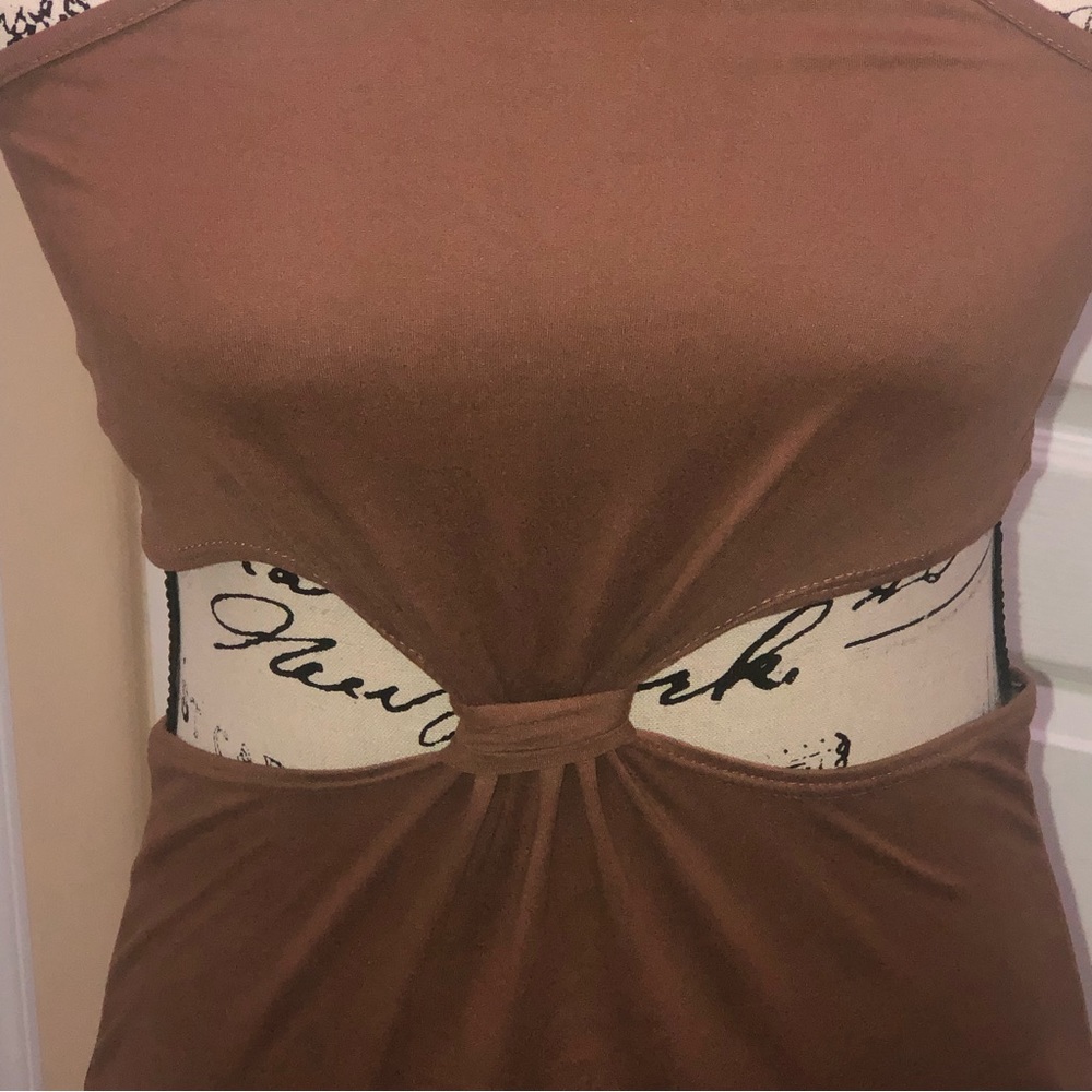 Halter Midi Dress- size large- NWT- $30 - Picture 3 of 8